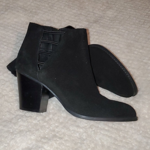 Booties - Picture 4 of 7